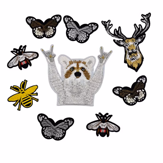 의복 부속품 자수 헝겊 조각 관례에 의하여 수를 놓는 패치 기장 자수 패치